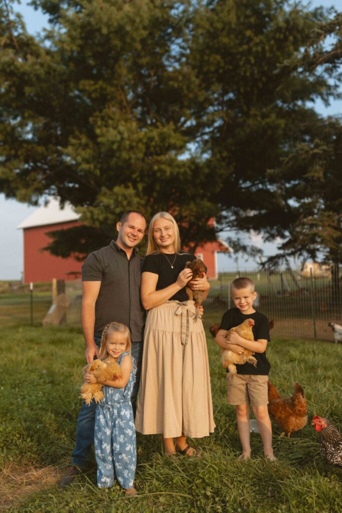 Cedar Rapids Homestead Family Session